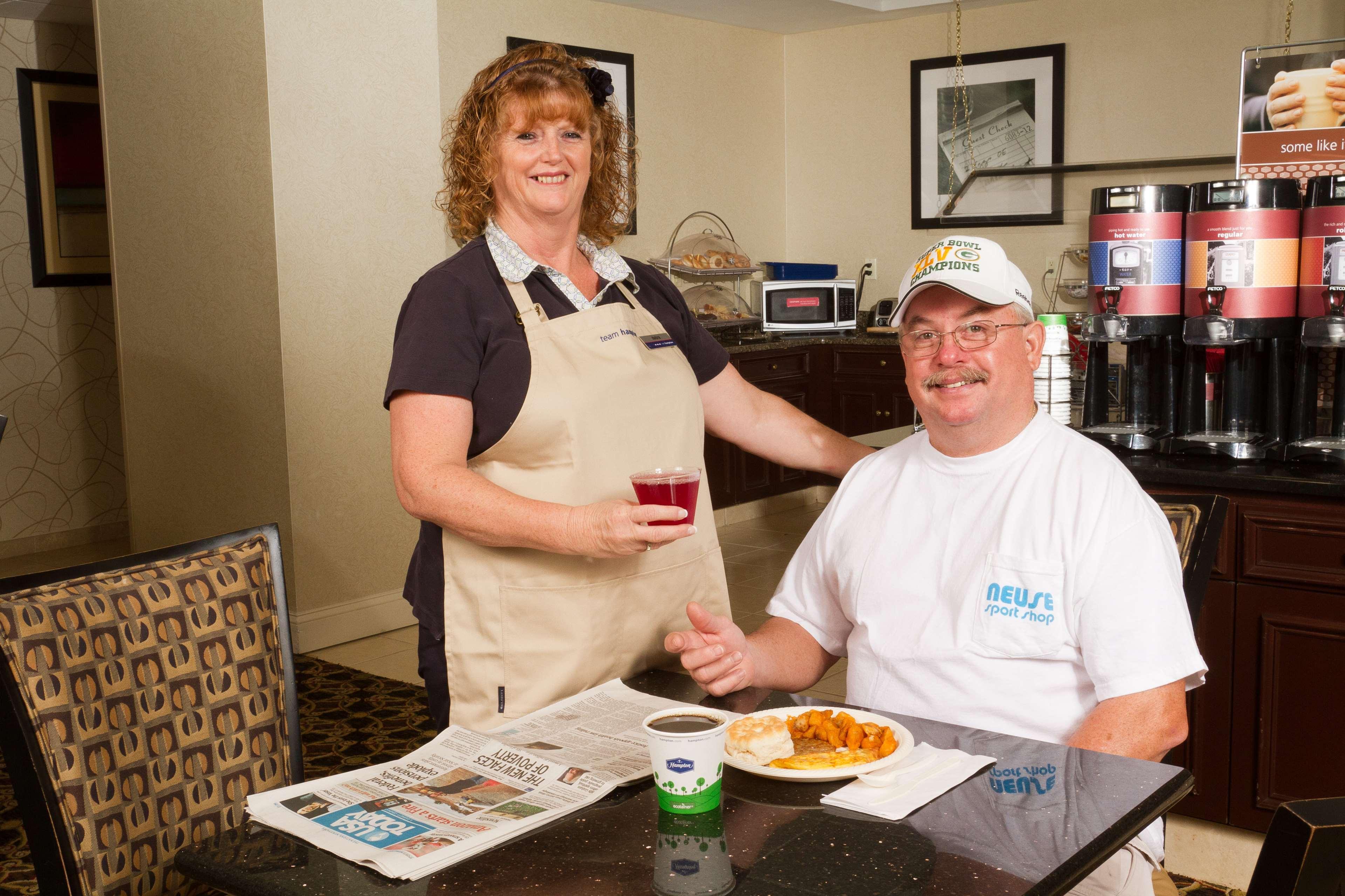 Hampton Inn & Suites Jacksonville-Airport Restoran fotoğraf