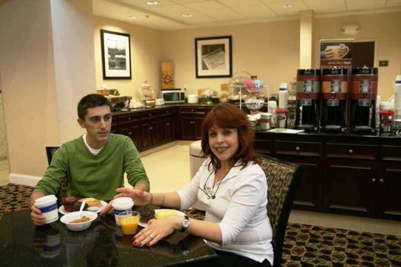 Hampton Inn & Suites Jacksonville-Airport Restoran fotoğraf